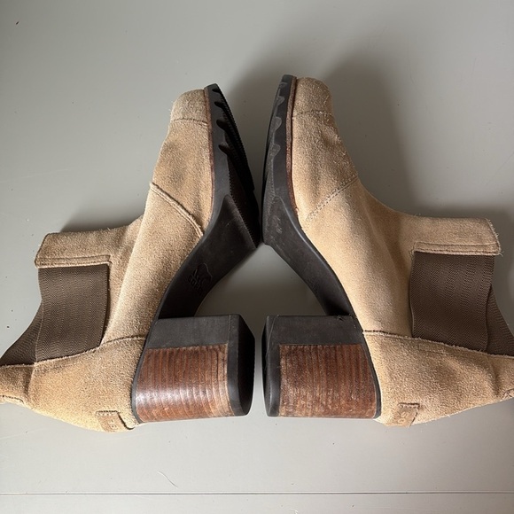Sorel Addington Chelsea Boot size 11 - Picture 8 of 12